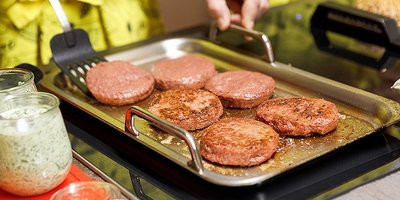 上市首日暴涨163%!人造肉是下个风口吗?