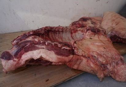 家庭作坊非法加工2200公斤病死猪肉 涉案六人均获刑