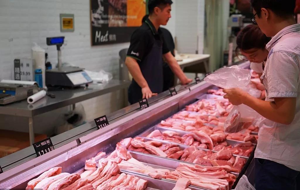 猪肉供给决定猪价，猪价上涨带动通胀上行