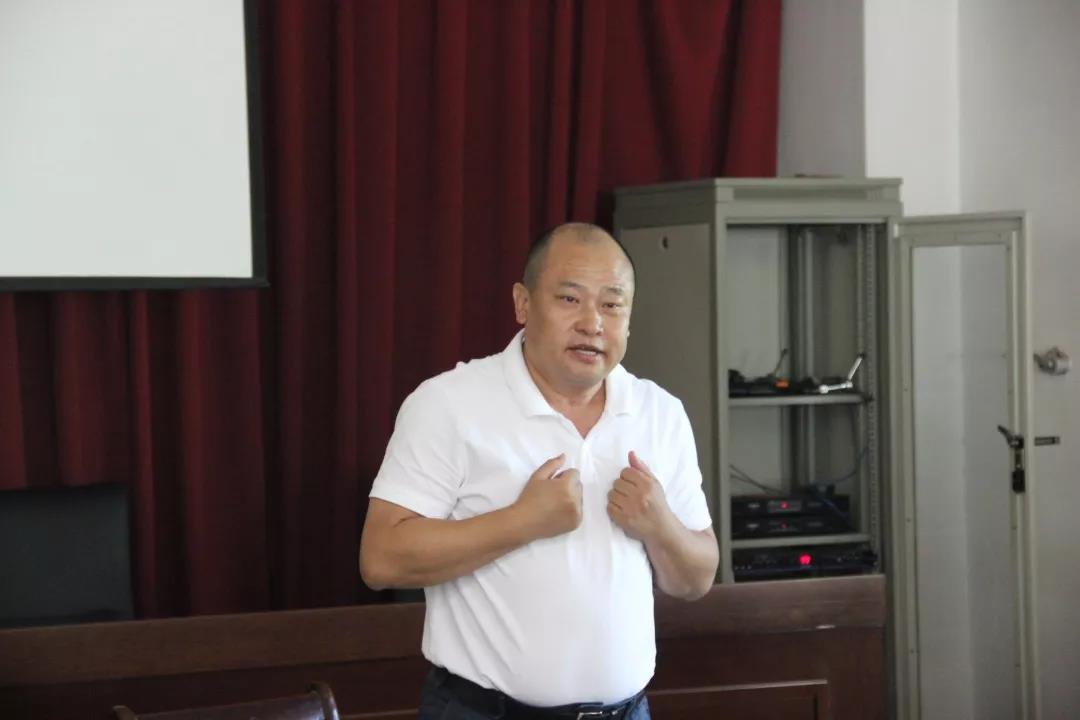 秦泽荣博士