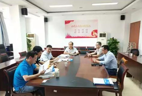佳牧公司赴南京调研并出席“首届泛长三角猪业科技发展论坛”