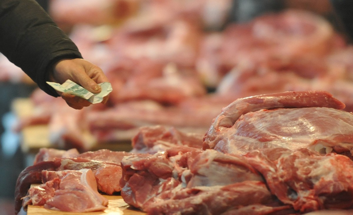 兰州为稳定猪肉市场价格，10月底储备肉达到1500吨