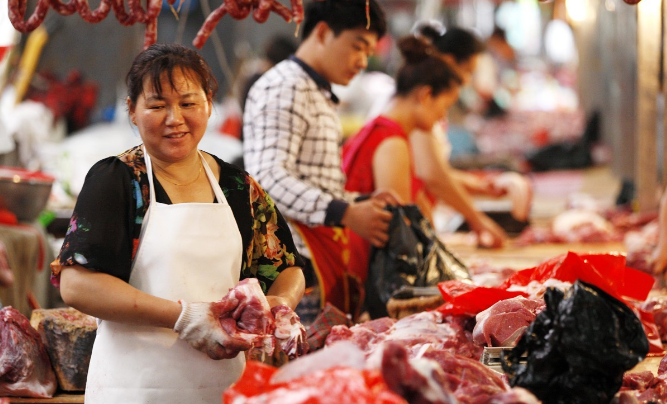 内蒙古生猪价格下降 猪粮比仍处于红色预警区域
