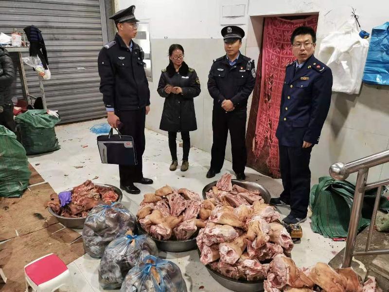 兰州新区查处一猪肉加工“黑作坊”