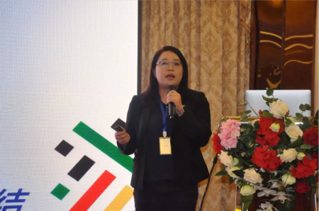 　浦产品研发中心（VRI）总经理Ms.Orawan Amnucksoradej