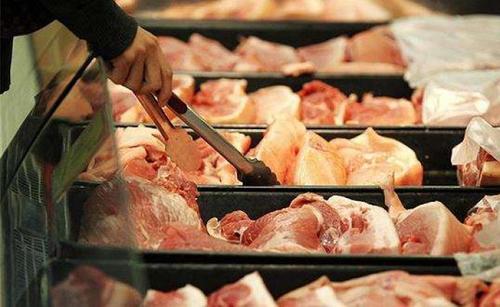 我国一季度向美进口猪肉大增640%，储备肉累计投放38万吨，全国多地猪肉跌破20元/斤