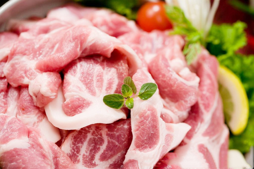 8月24日全国白条猪肉批发均价表，稳中下跌，西北保持涨势！