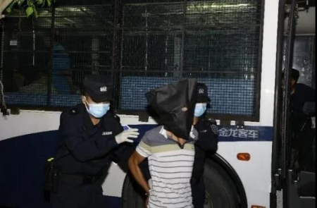 广东深圳坚决打击走私犯罪等活动