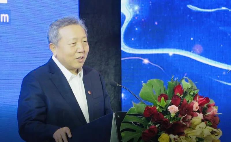 人民大学原副院长吴晓球教授
