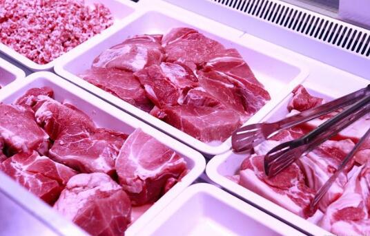 浙江温州：猪肉批发价上涨24% ，市民买肉热情不降！
