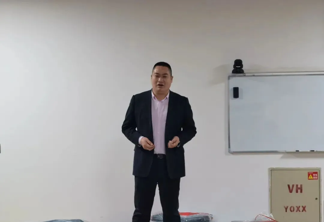 唐山万千新年动员暖心前行