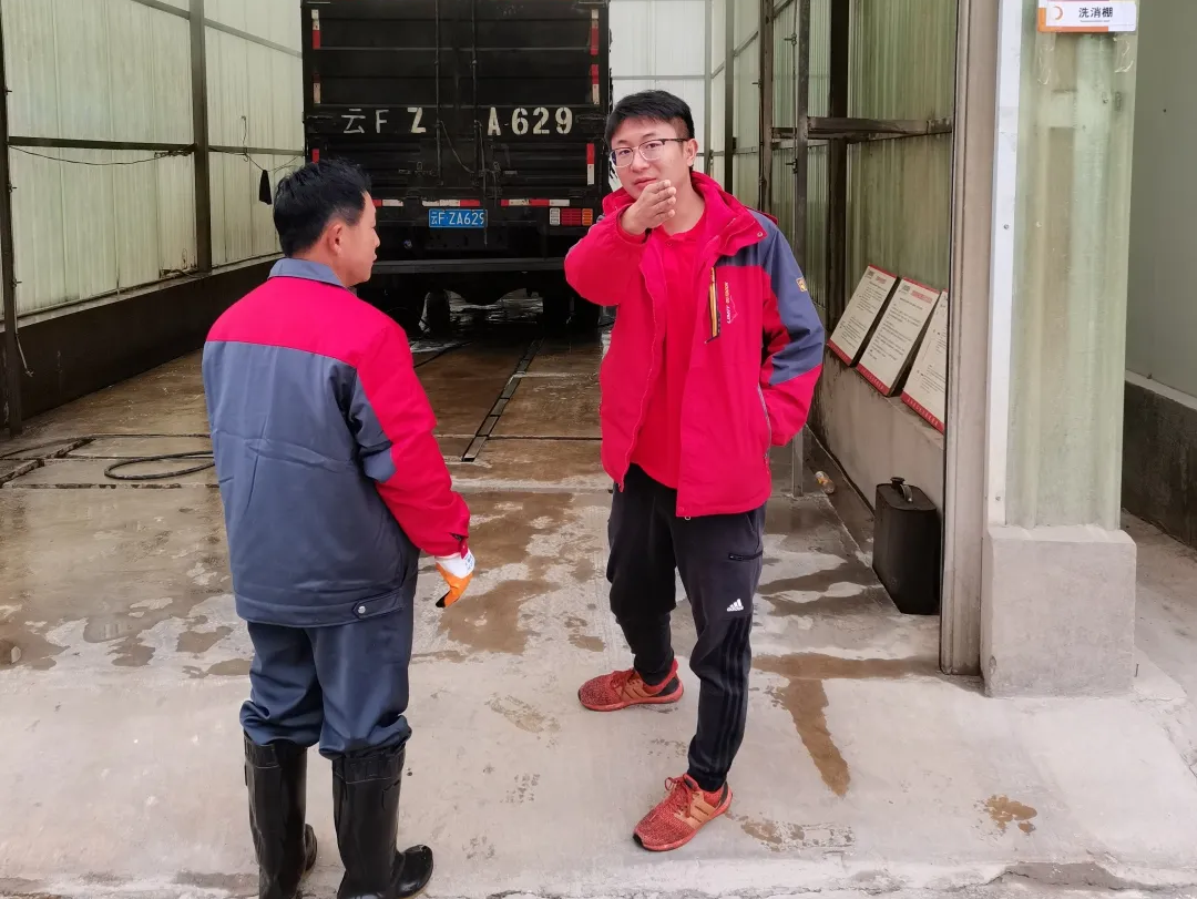 竭尽所能,摸着石头过河遵义川南片区生物安全主管彭思宇彭思宇在2012