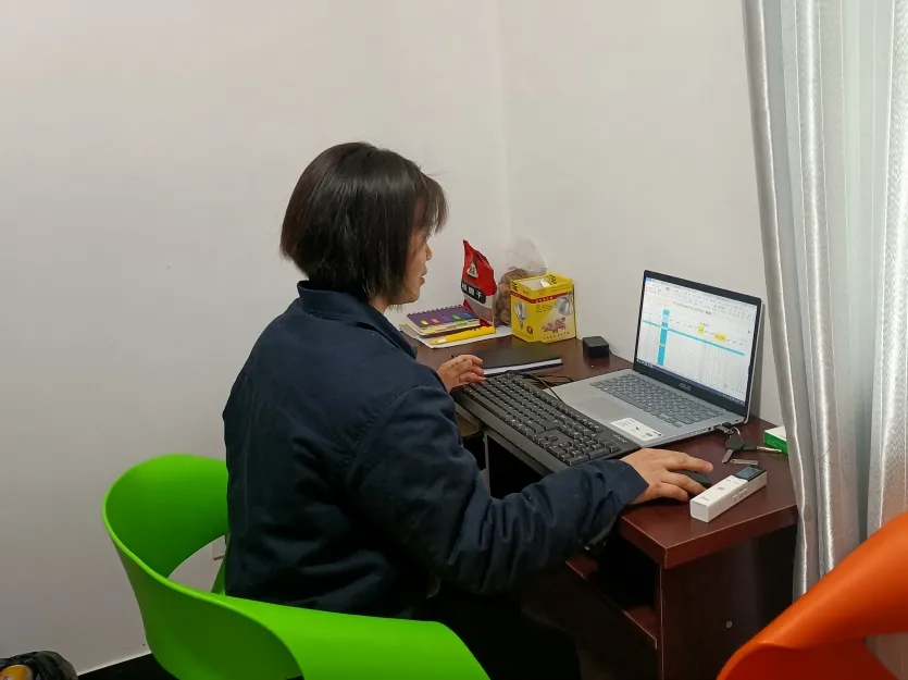 德康一姐