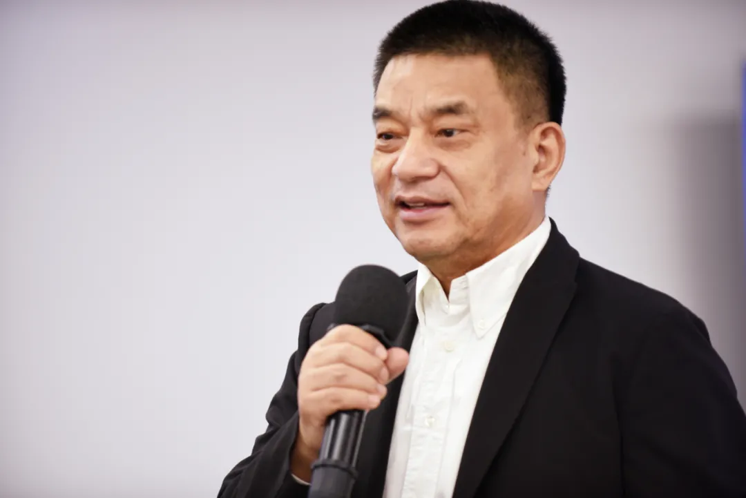 刘永好