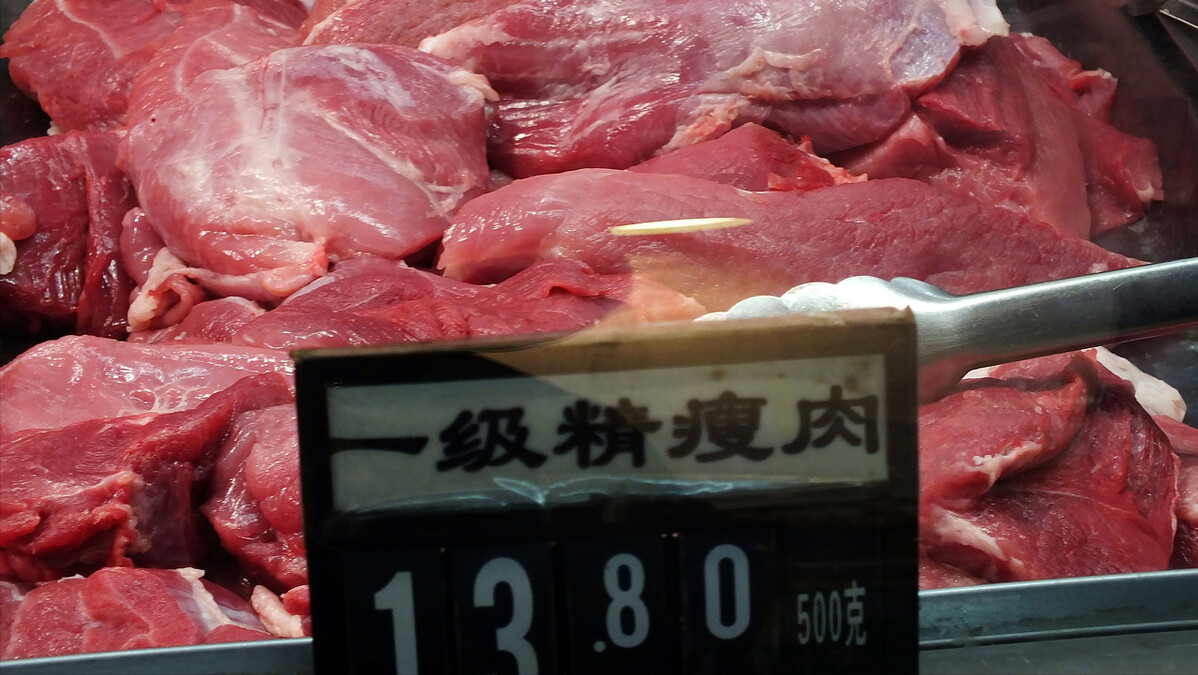 猪价“深陷泥潭”，养猪躺赚时代已然终结，中小散户如何去应对？