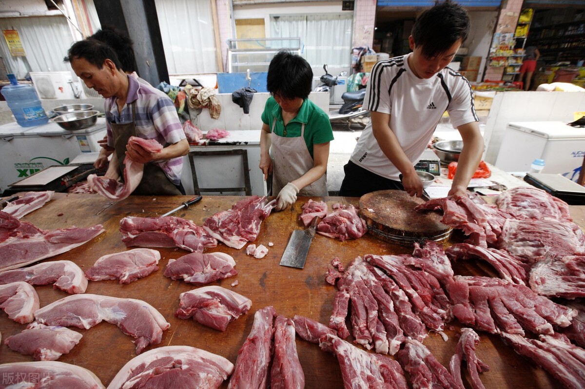长时间降价的猪肉价格，在年底有可能回涨吗？农业农村部回应