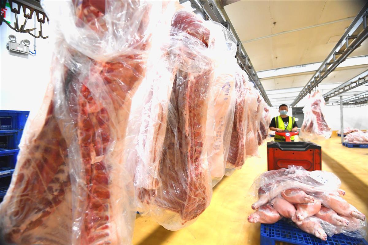 武汉大型农产品集团配送中心：加大猪肉屠宰量，可满足市场需求