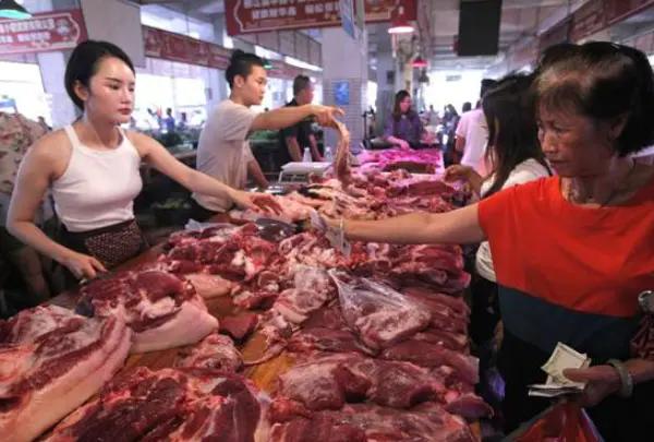 八个国家的猪肉发现健康问题猪肉不再出口中国，俄罗斯说：慌什么？还有我