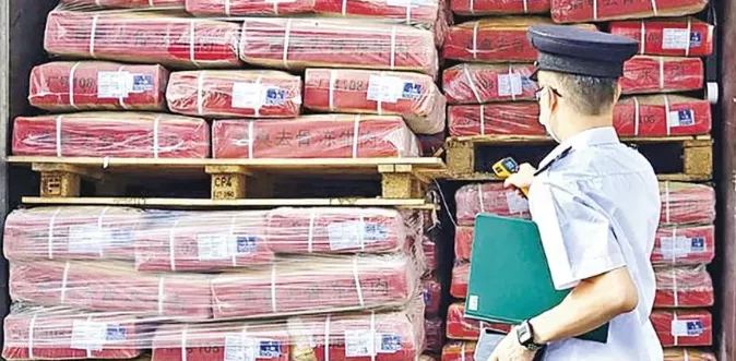 震惊！70亿走私冻肉市场流入内地，背后三大黑帮被海关抓获！