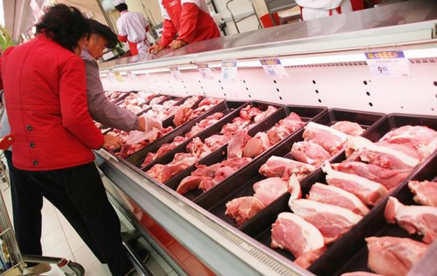 浙江：临近春节，东阳猪肉价格下跌