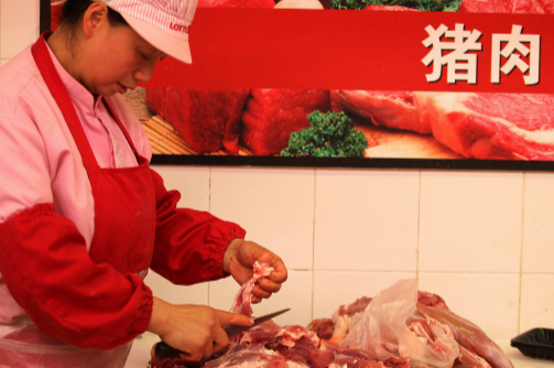 广东惠州：猪肉价格同比下降40%春节期间供应充足