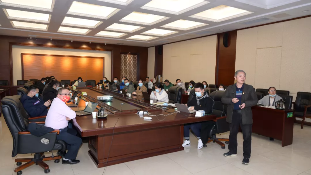 扬翔股份党委召开2022年开年工作会议！