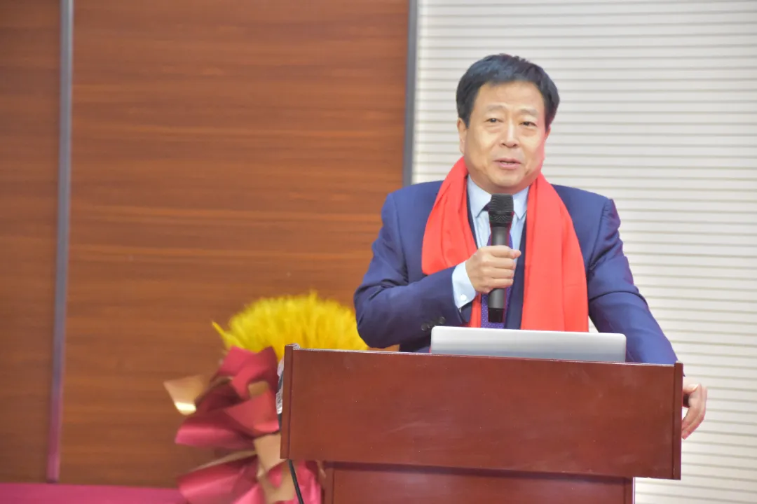 维尔利 