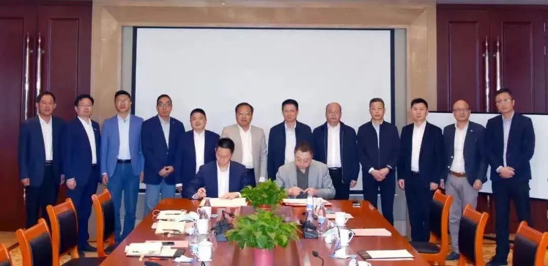 猪场排污变新资源？天邦携手江苏国能布局猪场光伏，让猪场环保不再是“问题”