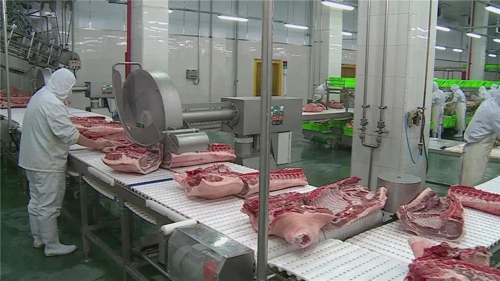 松林食品全力保障市场供应，每日生猪产能上调至800头，团购覆盖本市2000多个小区