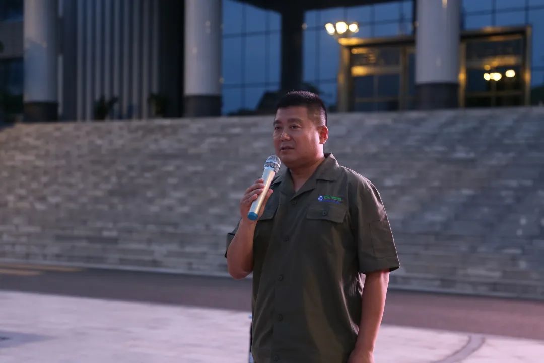 四川恒通董事长郭亮作总结讲话