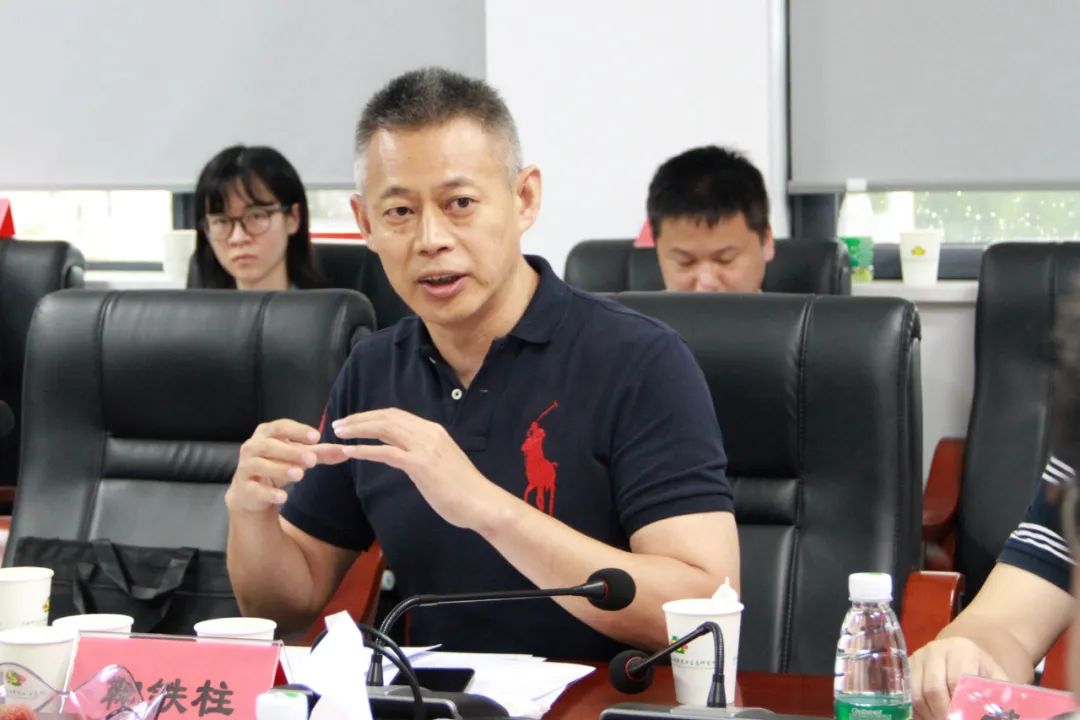北京小龙潜行科技有限公司董事长、创始人鞠铁柱