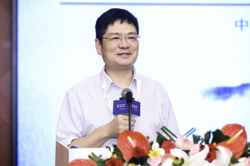 河南省动物疫病预防控制中心副主任 闫若潜