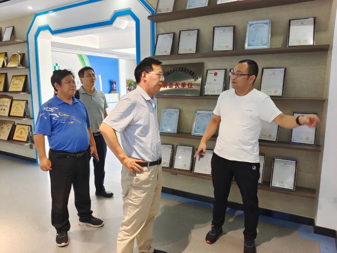 河南工业大学领导专家一行莅临河顺自动化调研指导