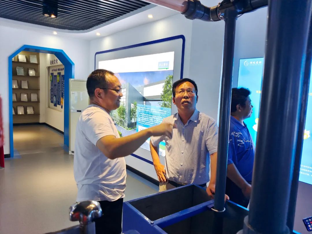 河南工业大学领导专家一行莅临河顺自动化调研指导