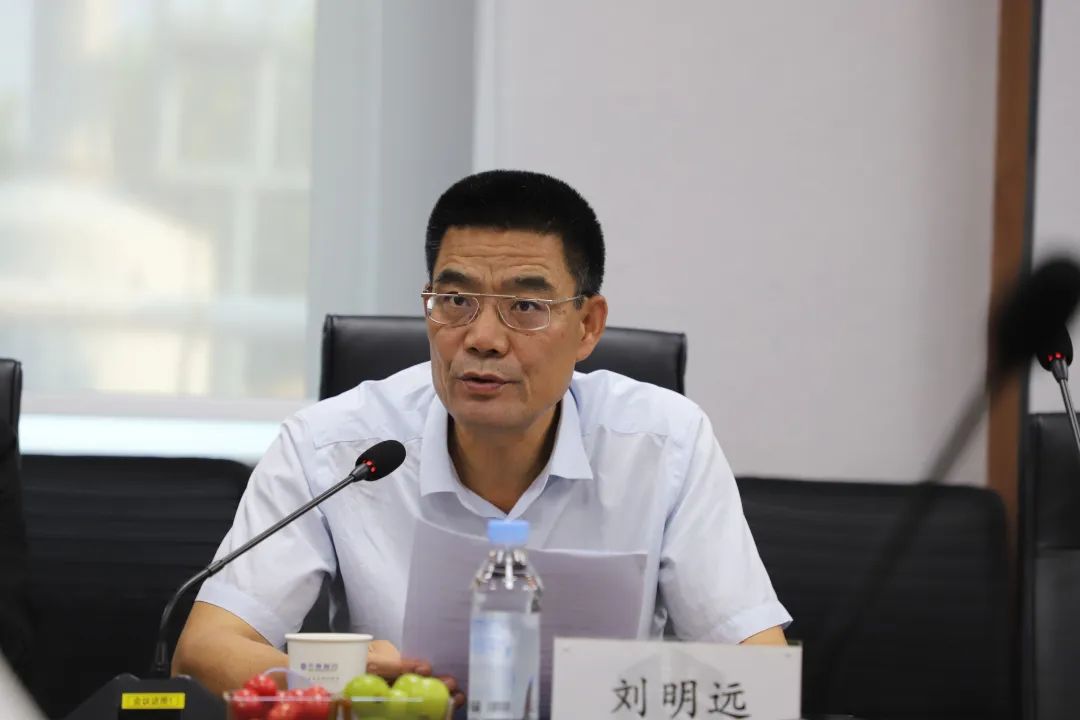 吉林大学动物医学学院与齐鲁动保在济南举办“研究生实践基地”“产学研合作基地”挂牌仪式
