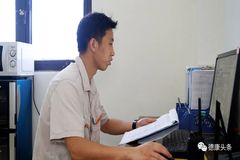 德康猪场资深“奶爸”：我喜欢养猪，所以要把它干好！