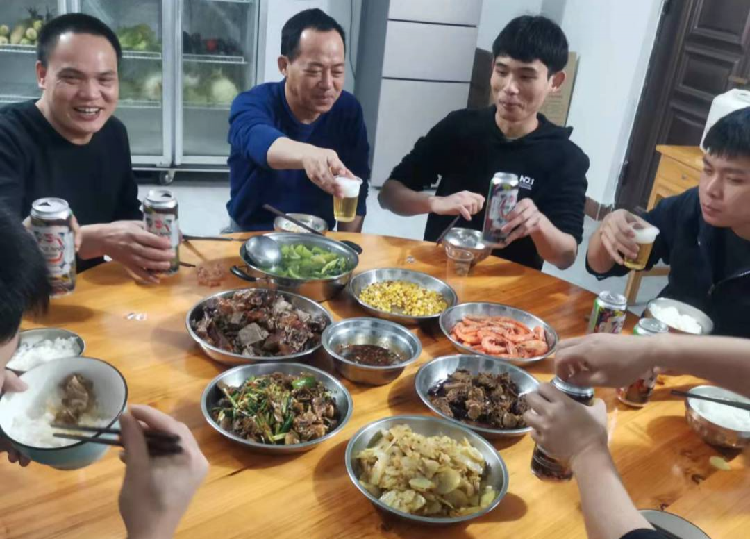 坚守在扬翔公司猪场一线21年！赵场长为“精益求精”提供一线数据支撑