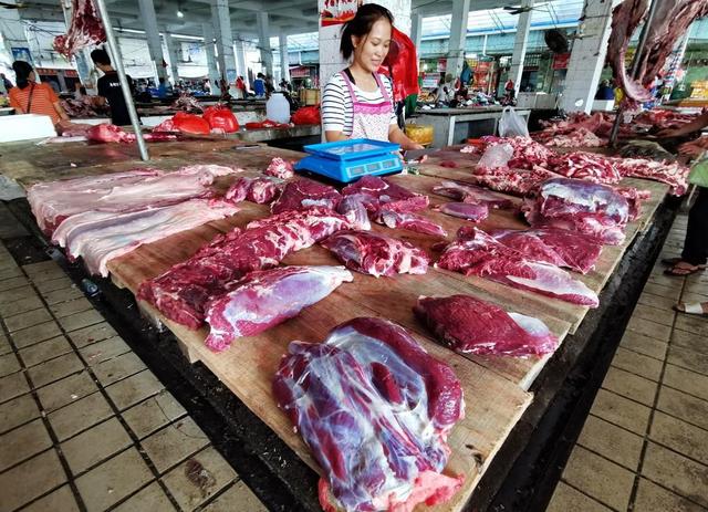 猪肉价格涨破25元/斤，政策调控加码，猪肉价格要跌？