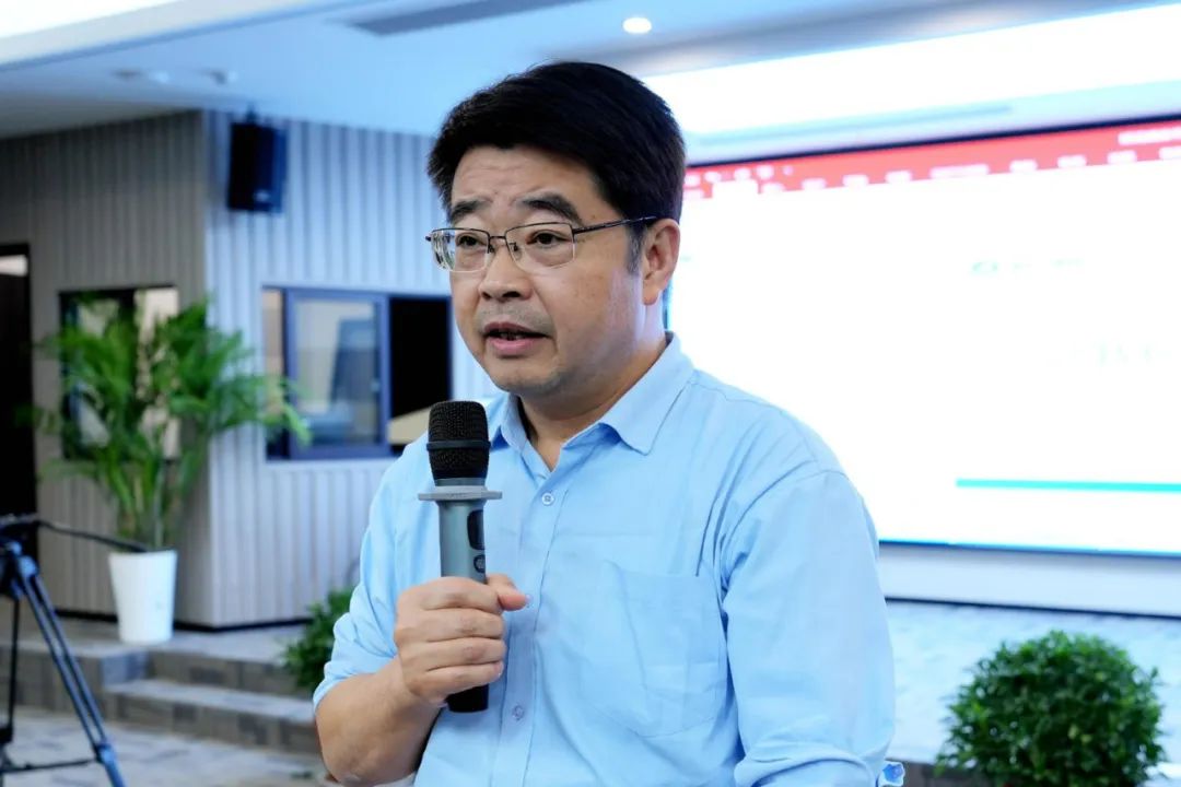 刘亚力