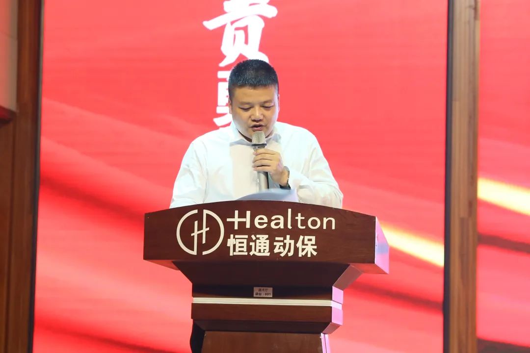 邱江
