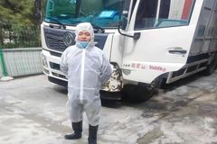 德康90后洗消员坚守一线3年：奋斗的人生才帅气