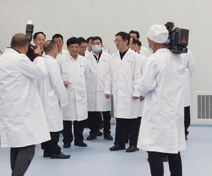 省委副书记、省长王予波深入华宇生物科技 （腾冲）有限公司考察调研
