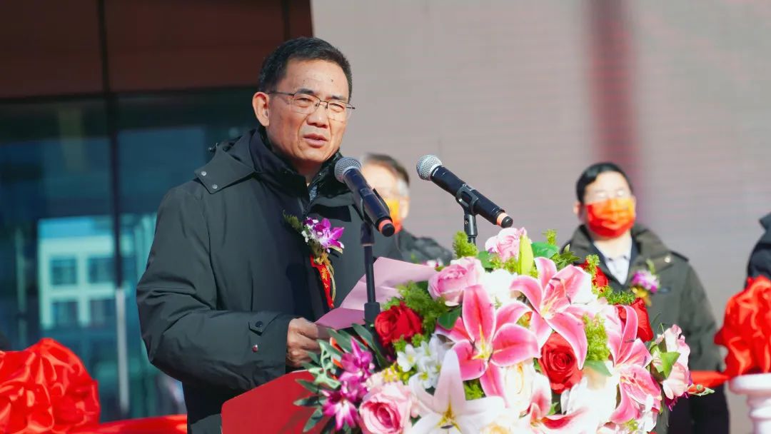 张合成