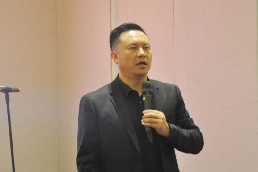 千山跋涉凌峰顶，万里扬帆再起航！兆丰华集团“保八争十 行业增速第一”誓师大会圆满召开