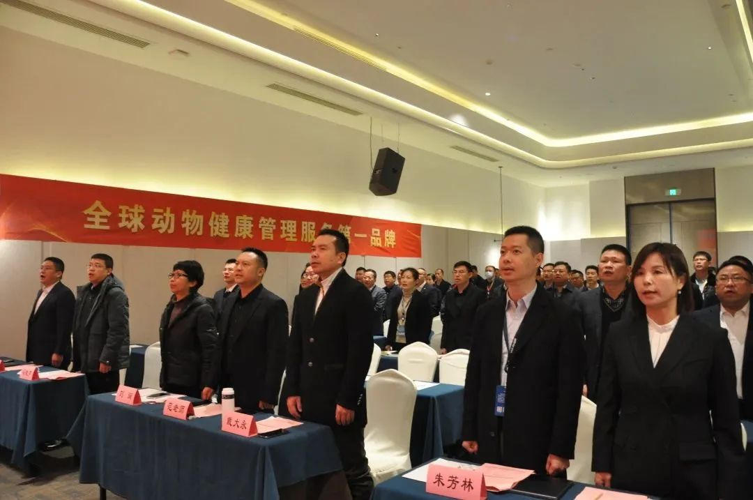 千山跋涉凌峰顶，万里扬帆再起航！兆丰华集团“保八争十 行业增速第一”誓师大会圆满召开