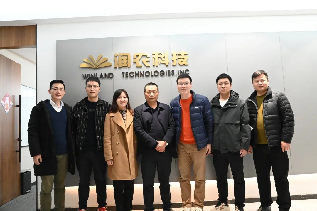 共克行业难点，齐力猪业进程！广东艾佩克科技总经理王青来一行到访润农科技