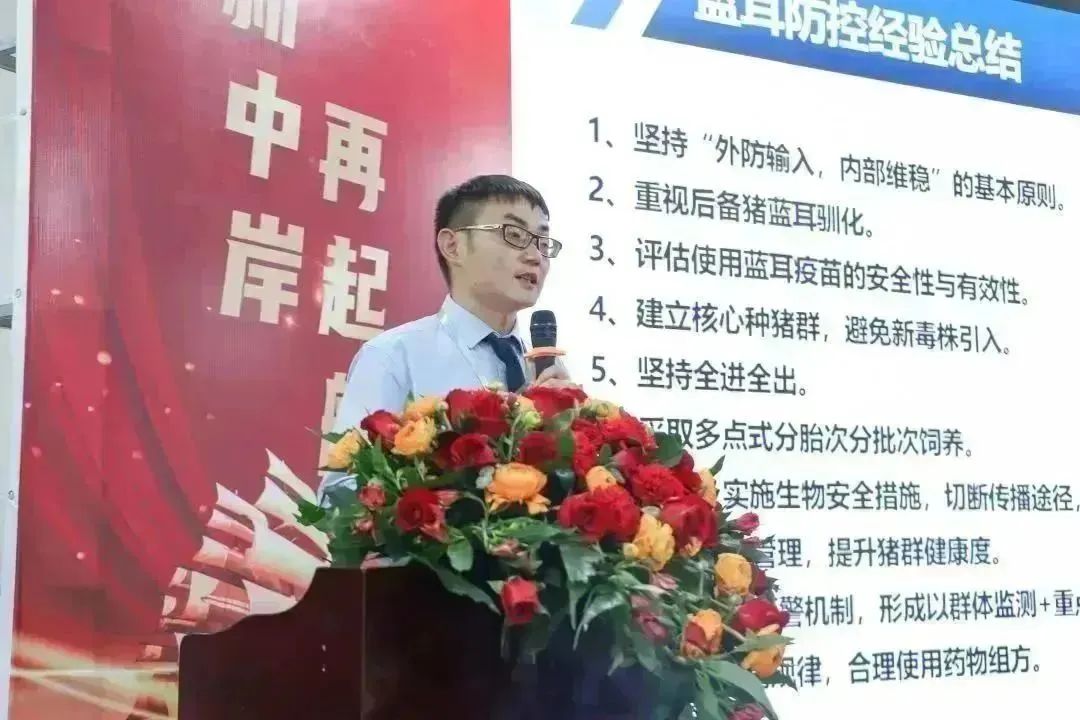 黄曾明