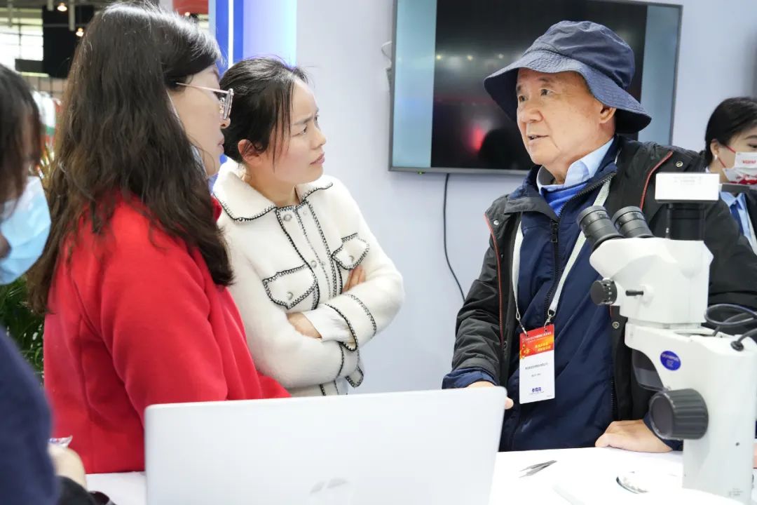 芯产品、芯技术、芯服务！蔚蓝生物盛装亮相中国饲料工业展