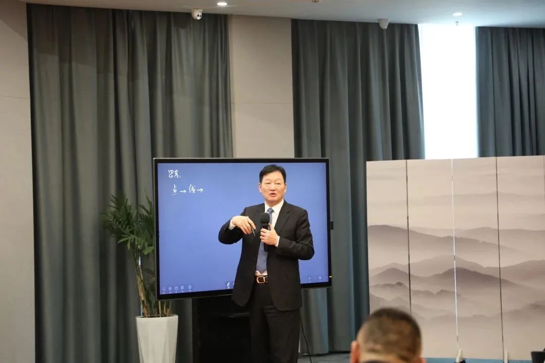 秦英林