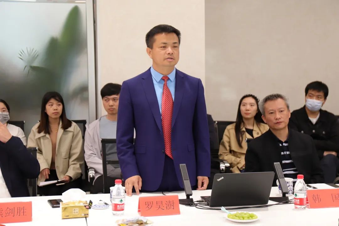 罗昊澍